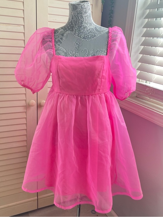 TCEC Dresses & Skirts - TCEC Bright Pink Puff Sleeve Mini Dress